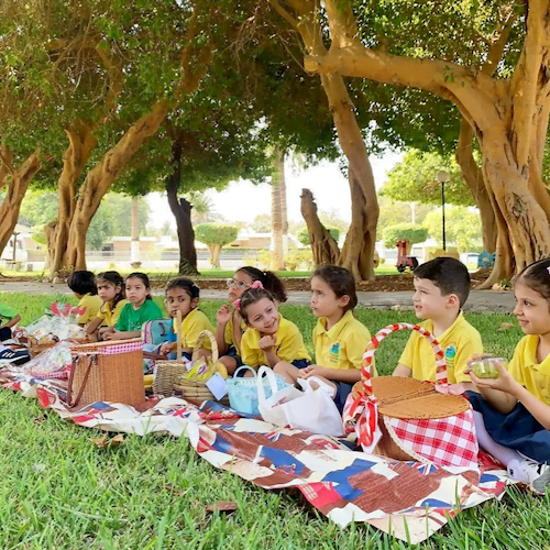 green-leaves-nursery-jeddah-garden-activity